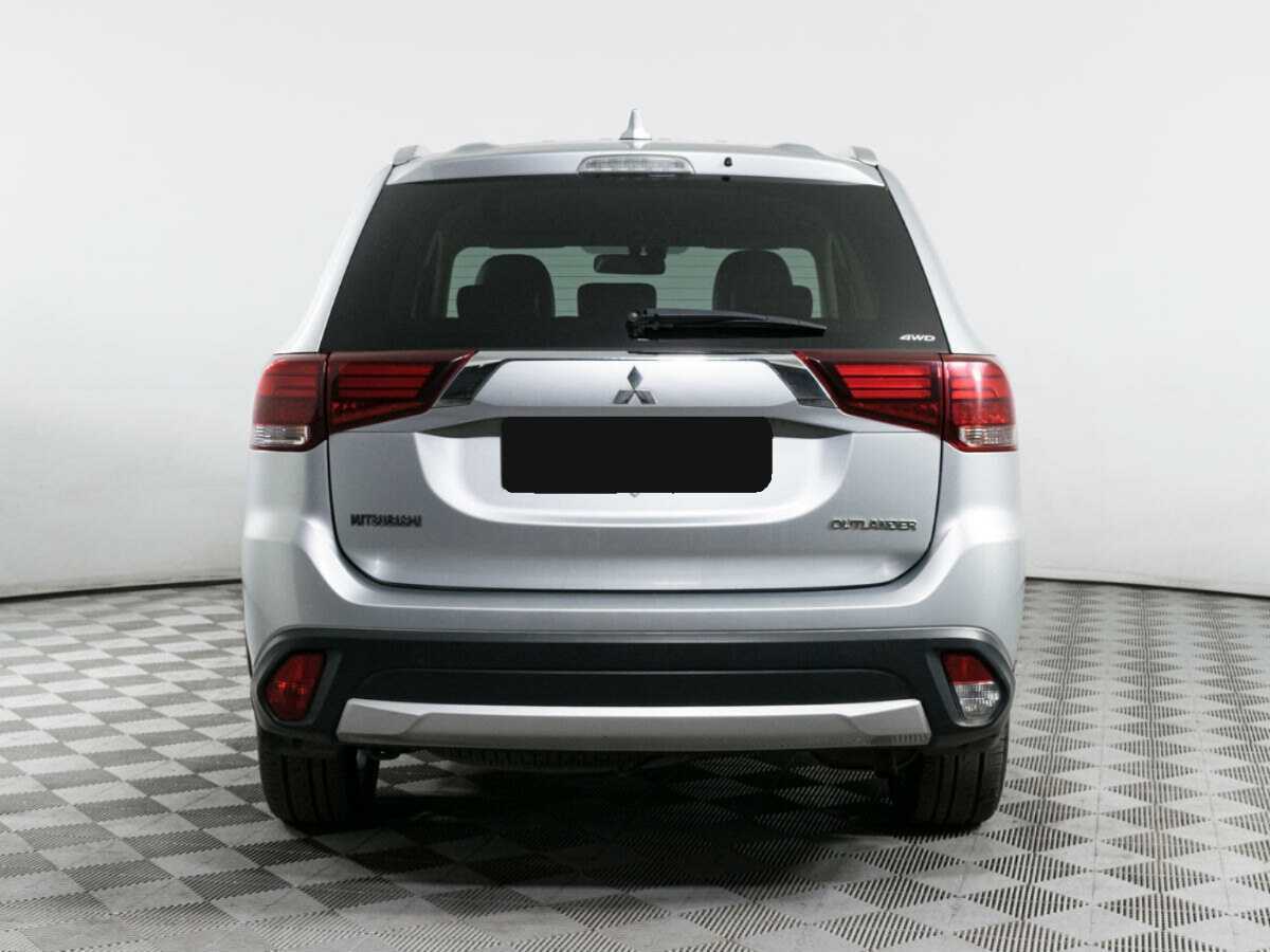 Купить Mitsubishi Outlander с пробегом. Фото: #4