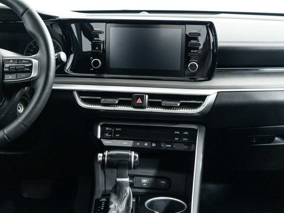 Купить Kia K5 с пробегом. Фото: #13