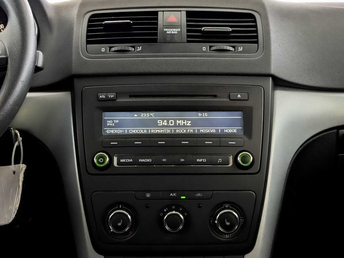 Купить Skoda Yeti с пробегом. Фото: #12