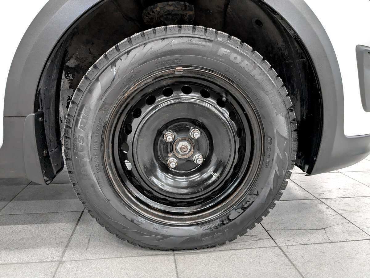 Купить Kia Rio с пробегом. Фото: #17