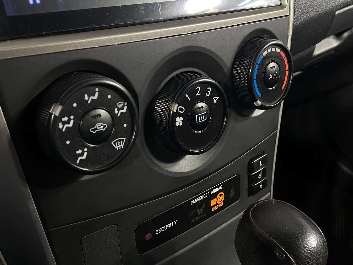 Купить Toyota Corolla с пробегом. Фото: #11