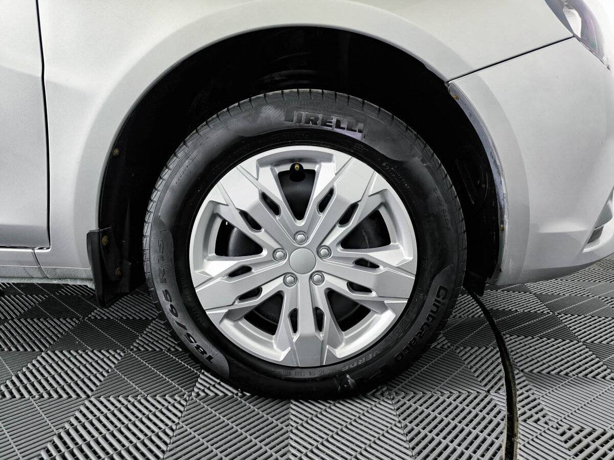 Купить Lada (ВАЗ) Vesta с пробегом. Фото: #17