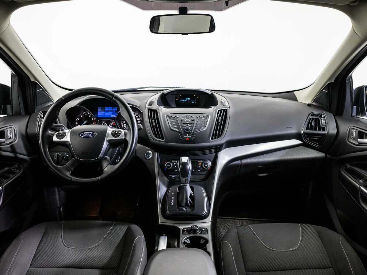 Купить Ford Kuga с пробегом. Фото: #12