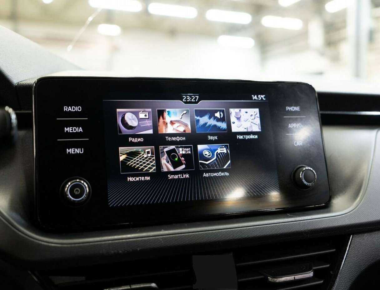 Купить Skoda Rapid с пробегом. Фото: #11