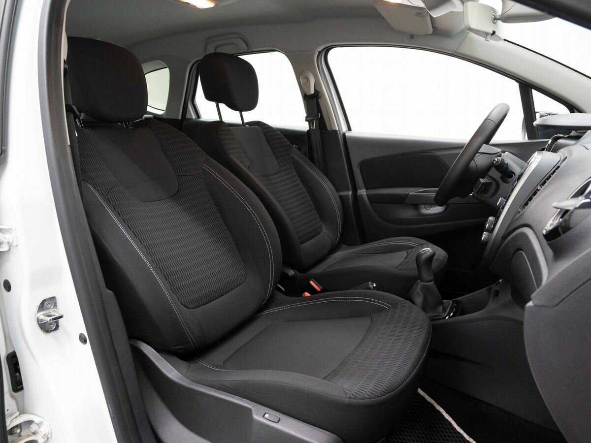Купить Renault Kaptur с пробегом. Фото: #11