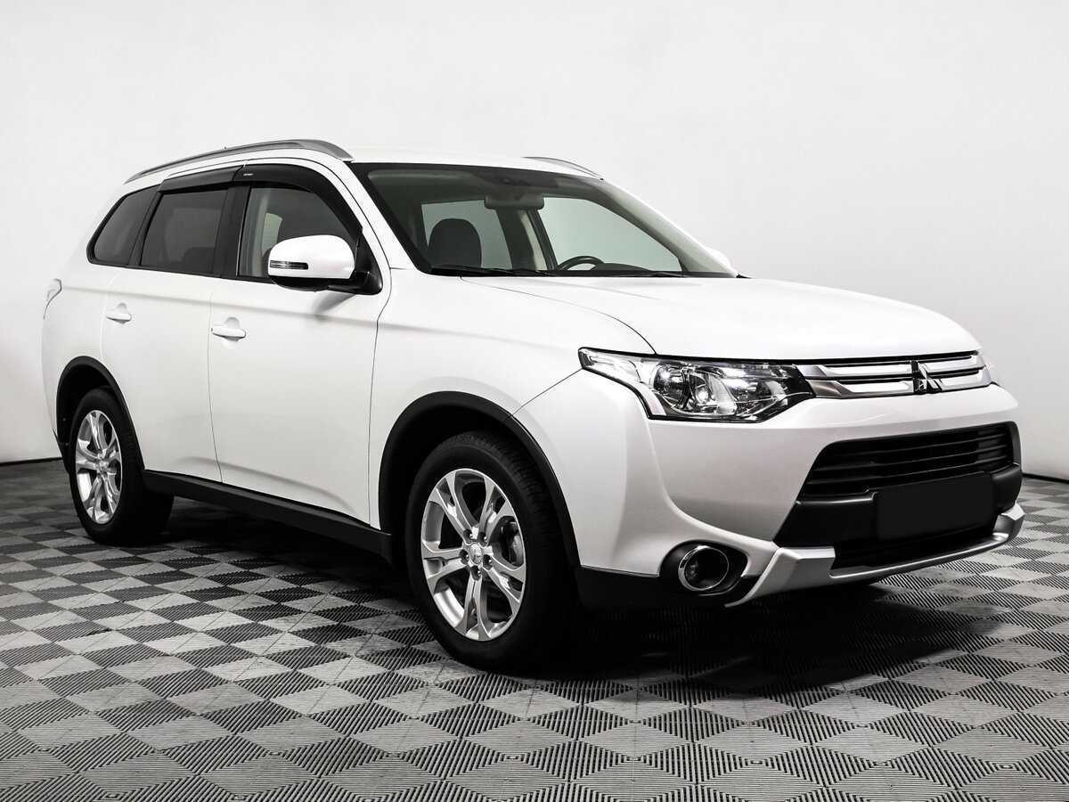 Купить Mitsubishi Outlander с пробегом. Фото: #2