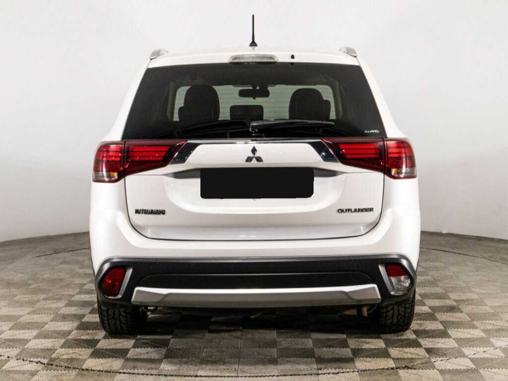 Купить Mitsubishi Outlander с пробегом. Фото: #5