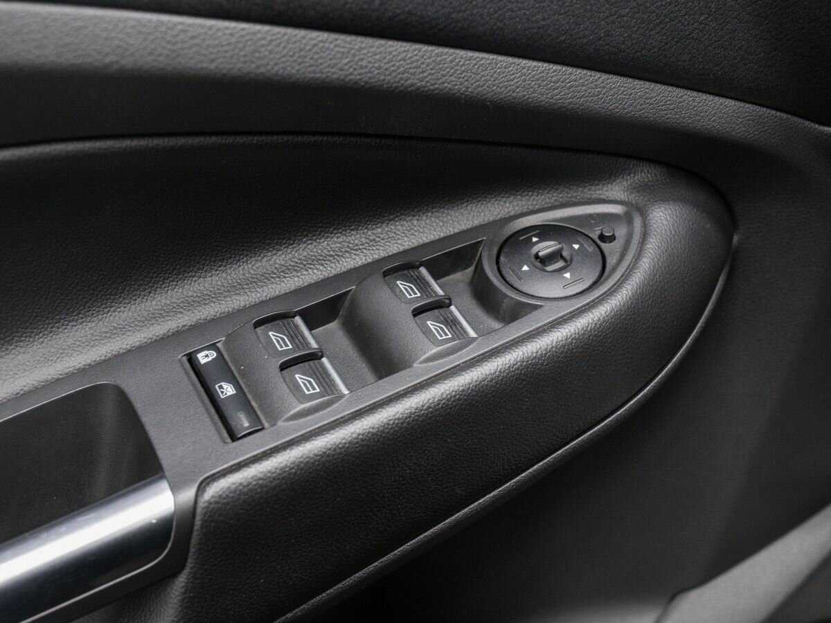 Купить Ford Kuga с пробегом. Фото: #12