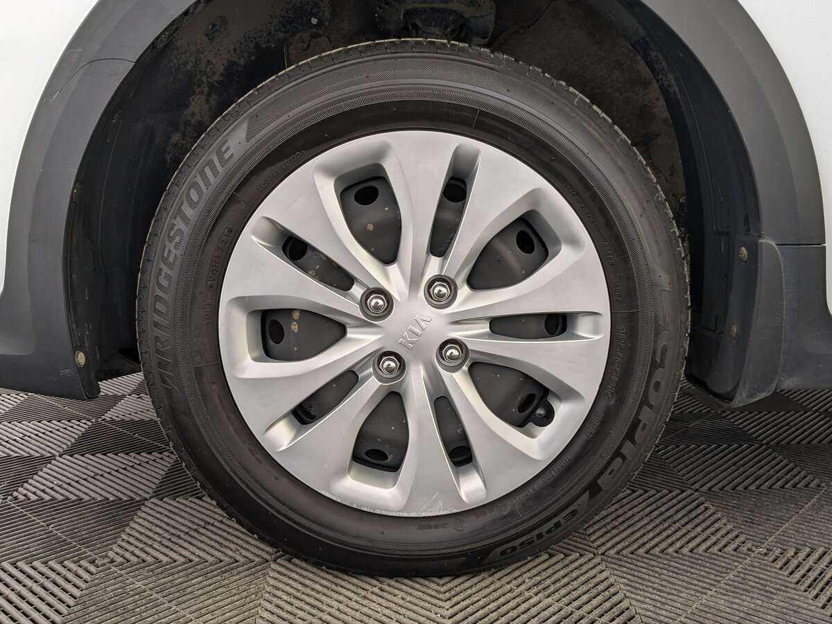 Купить Kia Rio с пробегом. Фото: #11