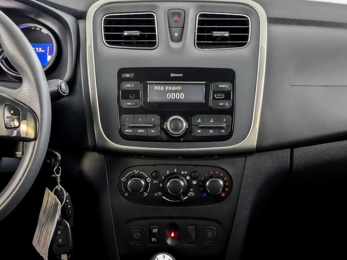 Купить Renault Sandero с пробегом. Фото: #14