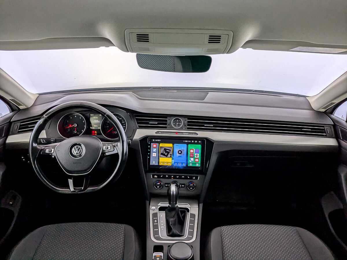 Купить Volkswagen Passat с пробегом. Фото: #13