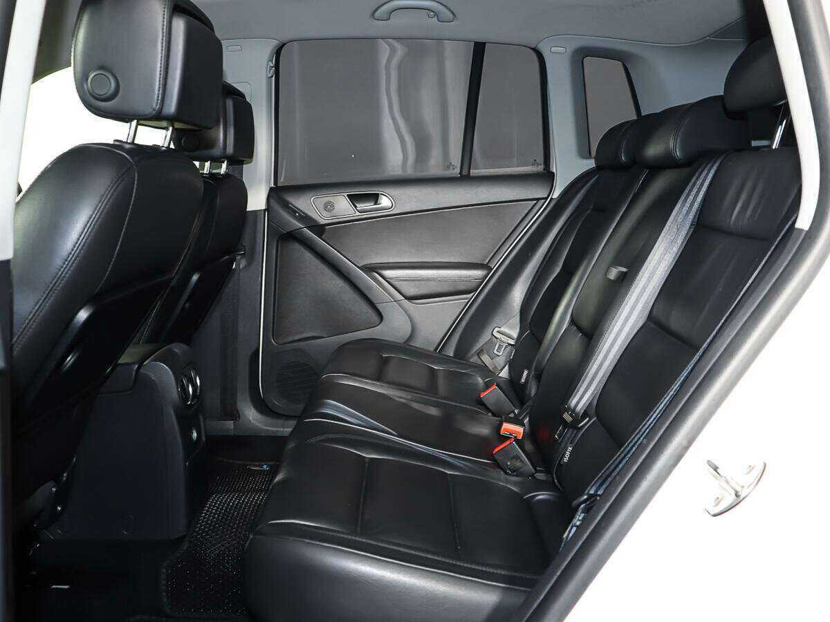 Купить Volkswagen Tiguan с пробегом. Фото: #9