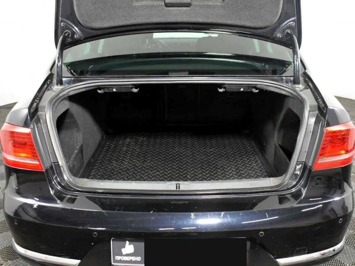 Купить Volkswagen Passat с пробегом. Фото: #7