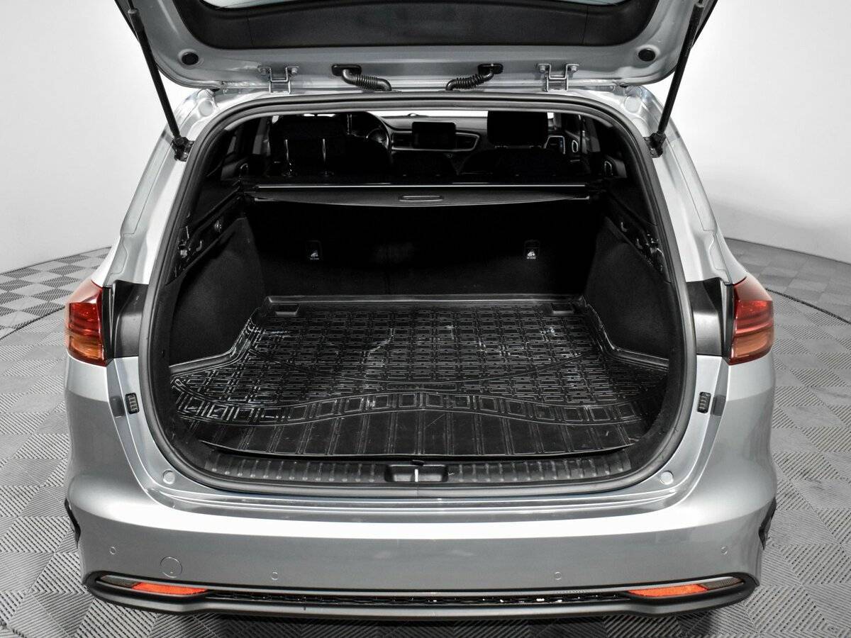 Купить Kia Ceed с пробегом. Фото: #19