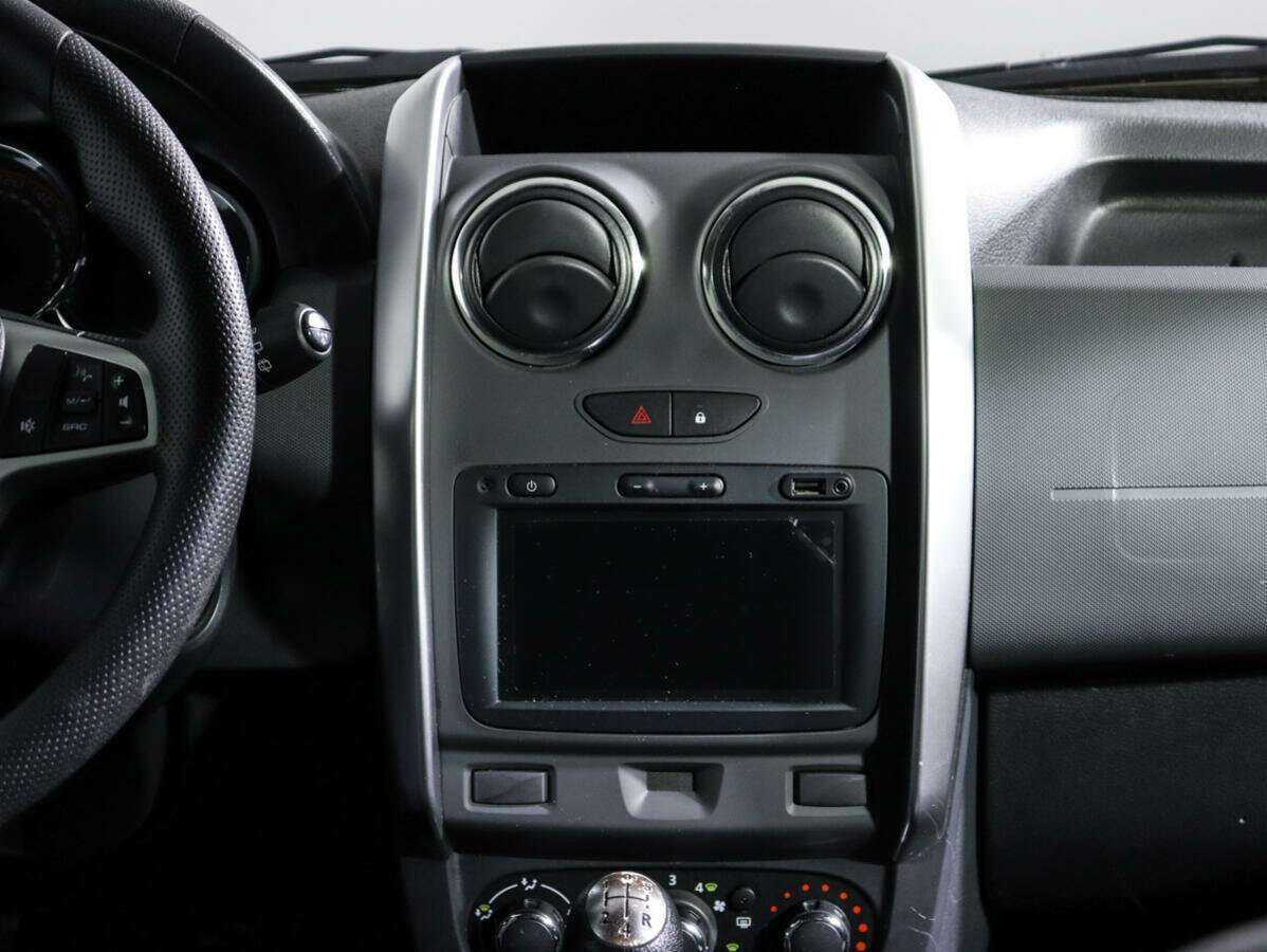 Купить Lada (ВАЗ) Largus с пробегом. Фото: #9