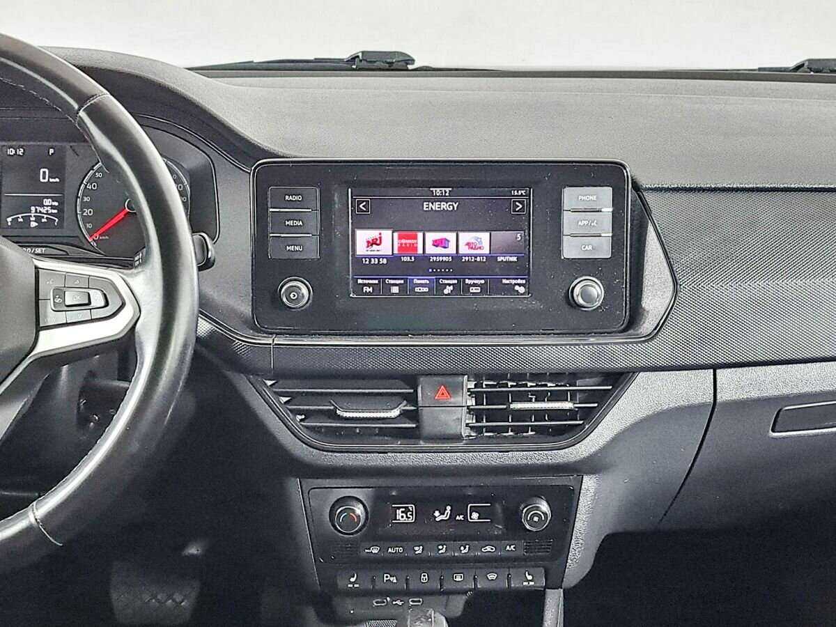 Купить Volkswagen Polo с пробегом. Фото: #12