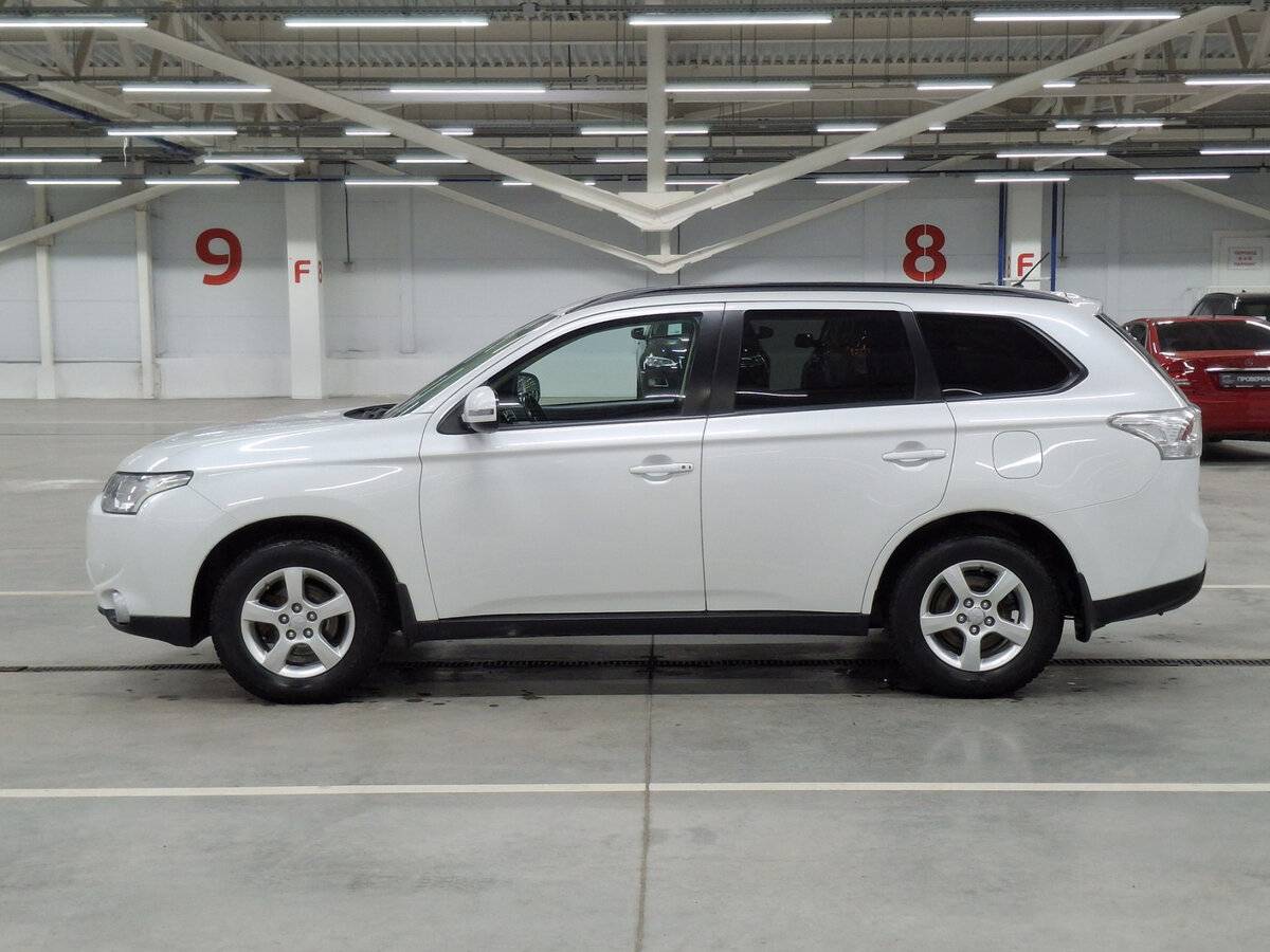 Купить Mitsubishi Outlander с пробегом. Фото: #7