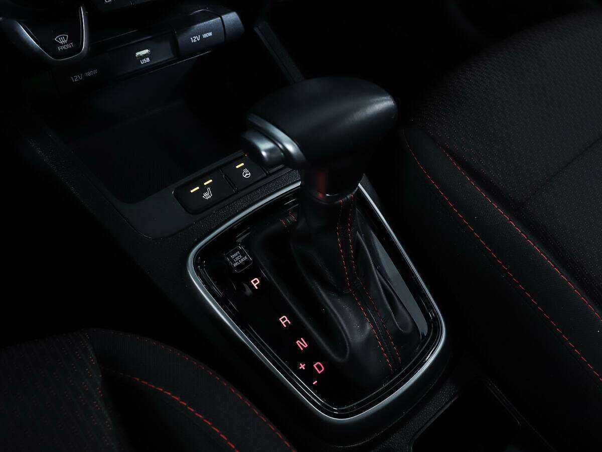 Купить Kia Rio с пробегом. Фото: #15