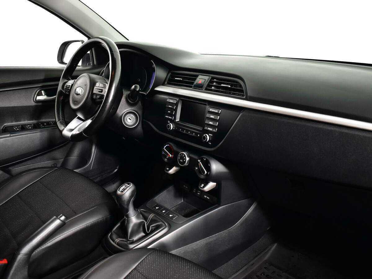 Купить Kia Rio с пробегом. Фото: #8