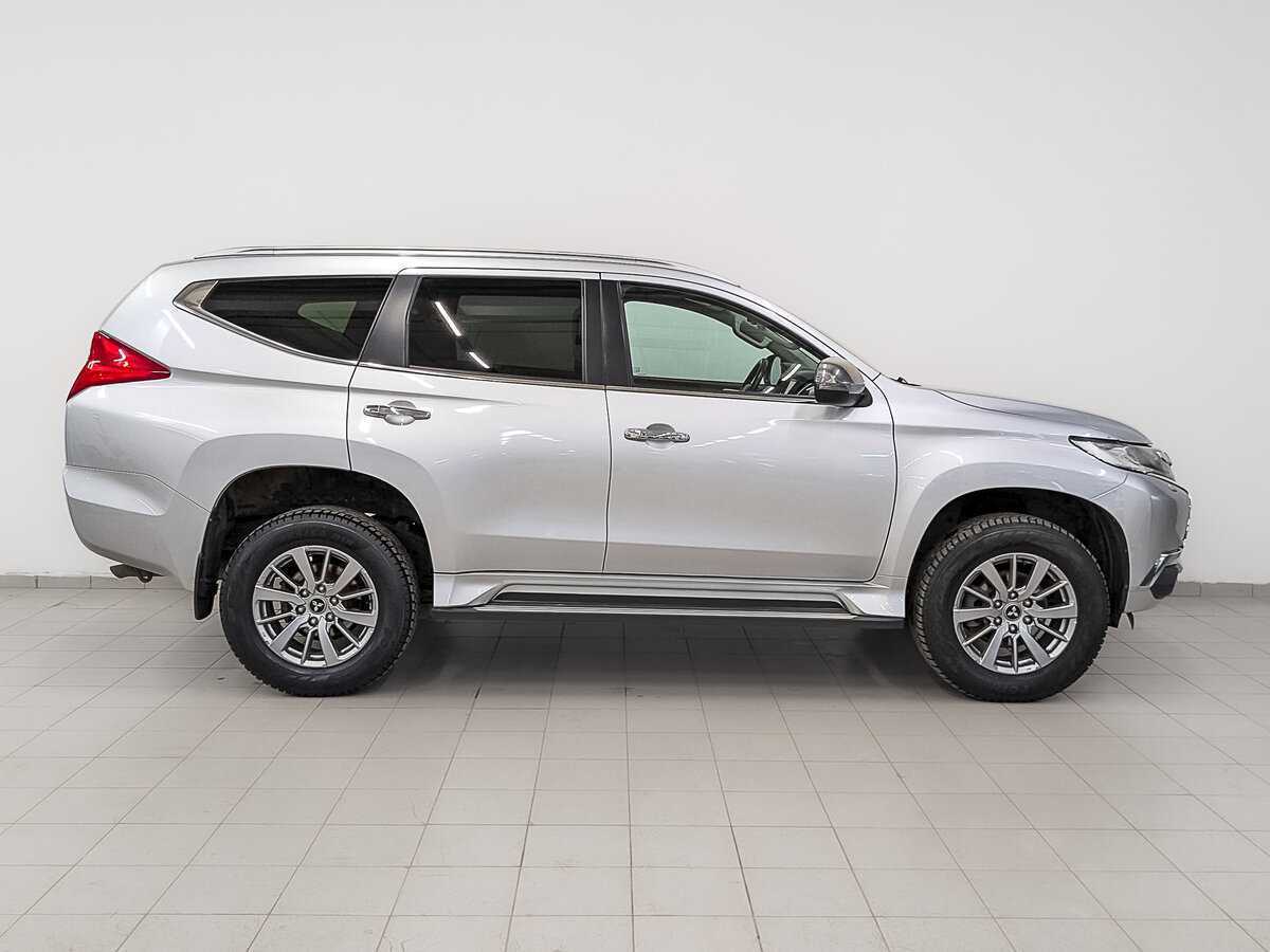 Купить Mitsubishi Pajero Sport с пробегом. Фото: #3