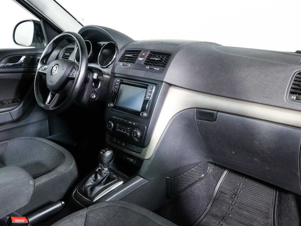 Купить Skoda Yeti с пробегом. Фото: #8