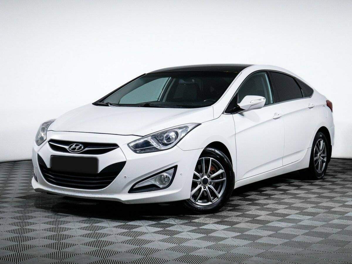 Купить Hyundai i40 с пробегом. Посмотреть фото