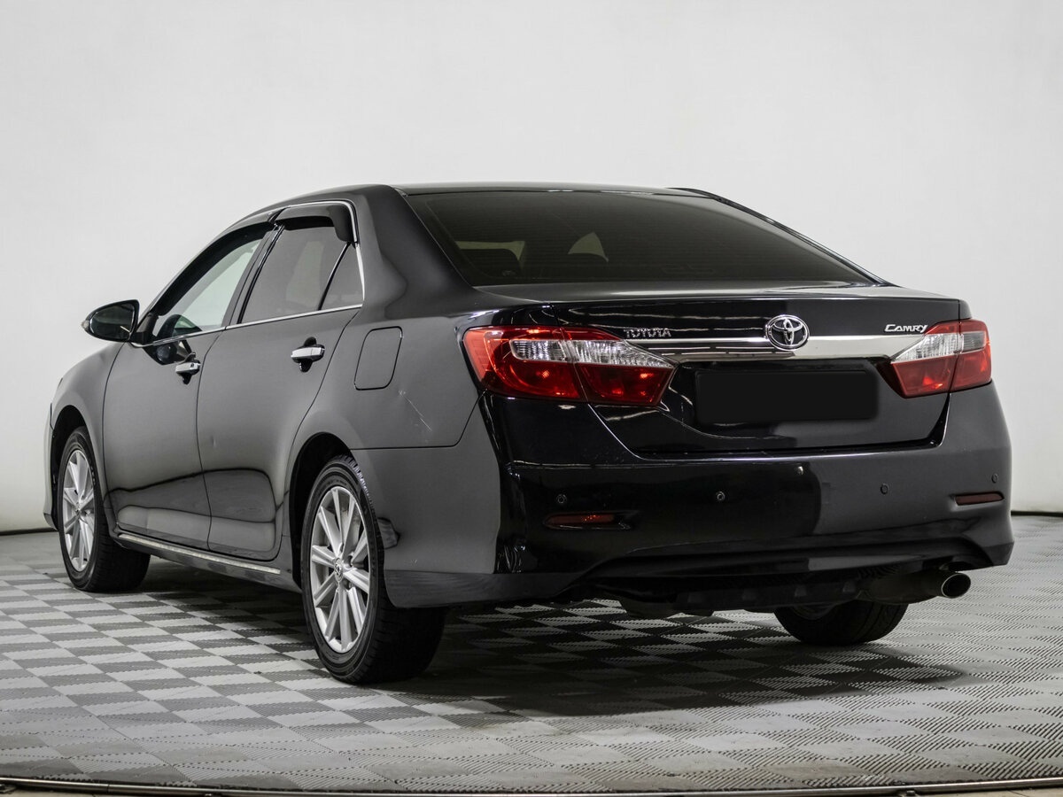 Купить Toyota Camry с пробегом. Фото: #5