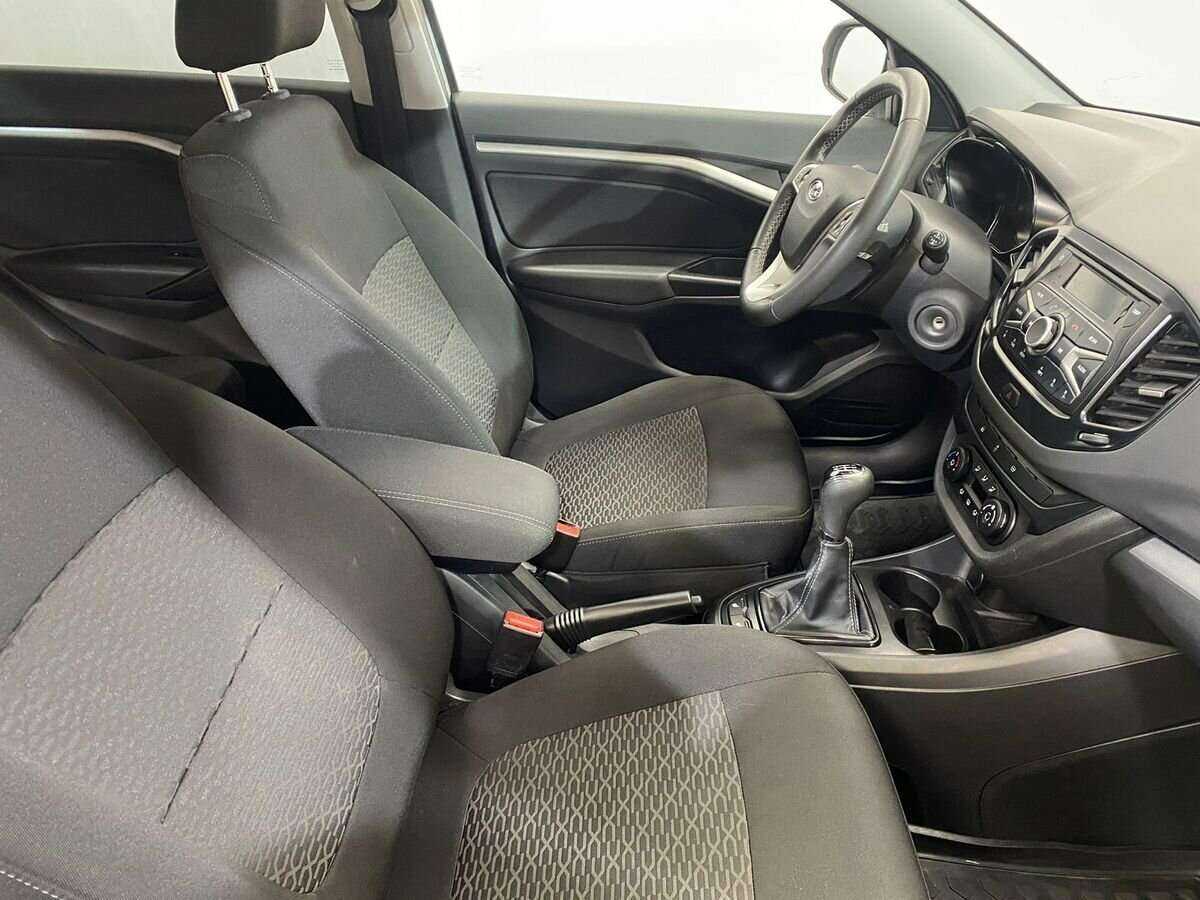 Купить Lada (ВАЗ) Vesta с пробегом. Фото: #9