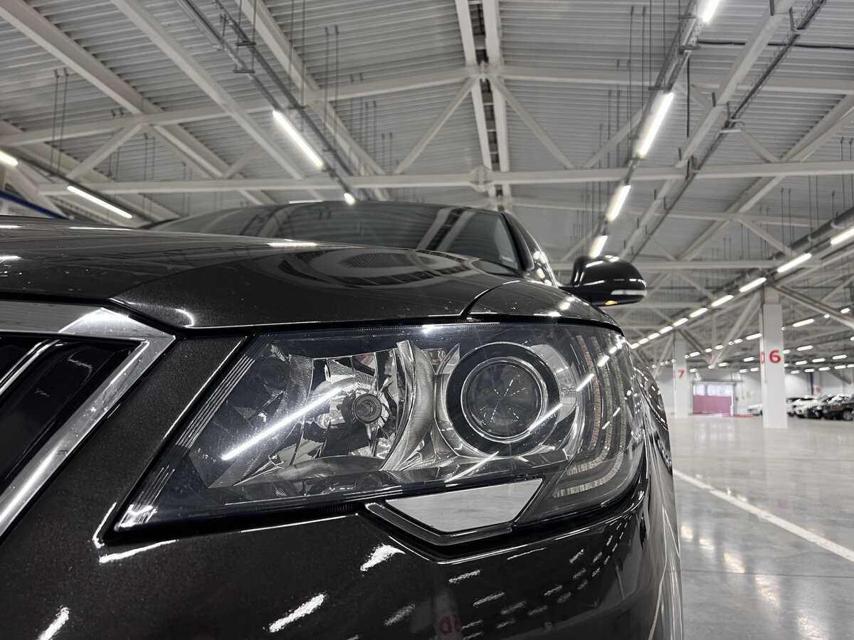 Купить Skoda Superb с пробегом. Фото: #16