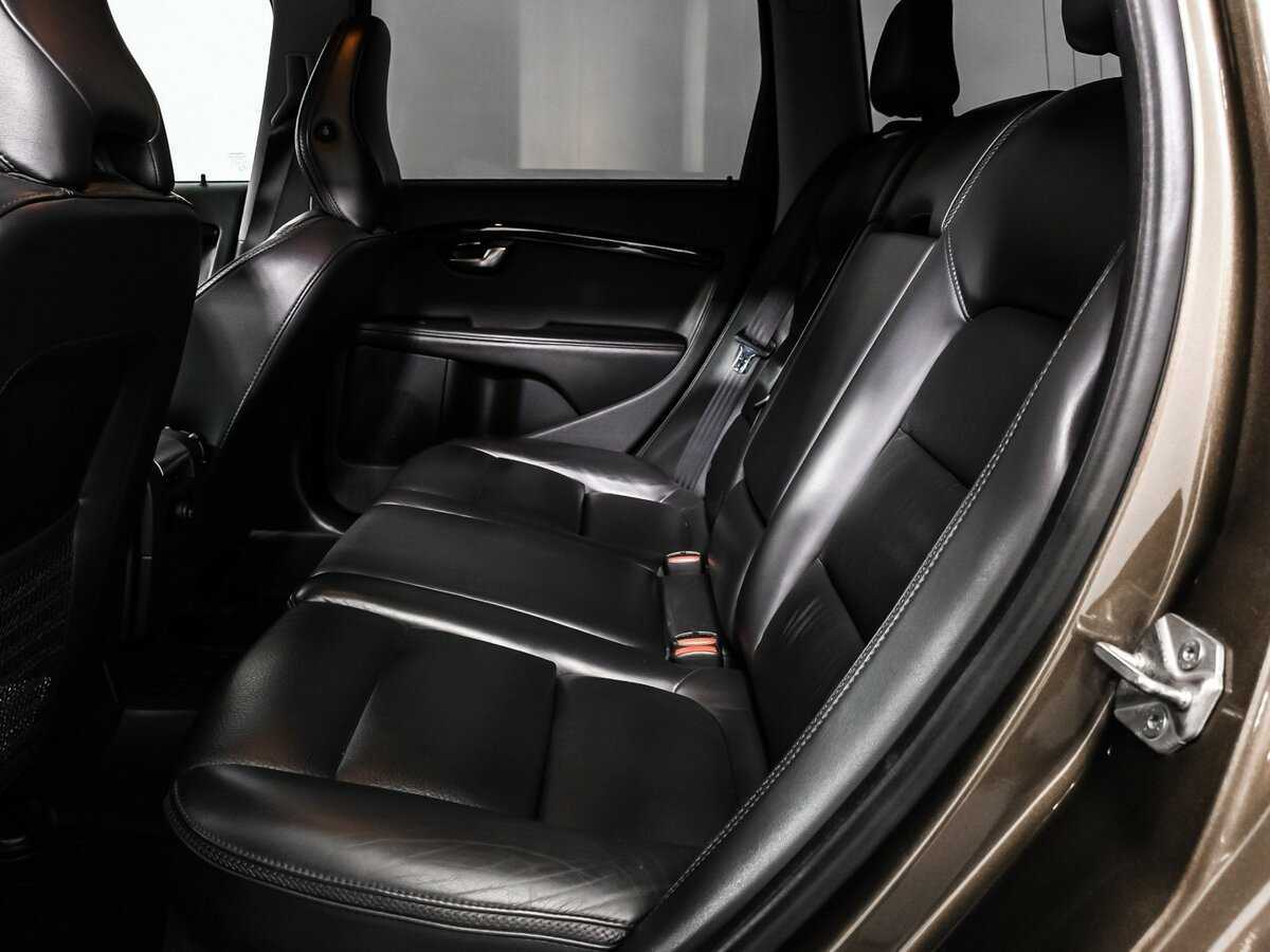 Купить Volvo XC70 с пробегом. Фото: #12