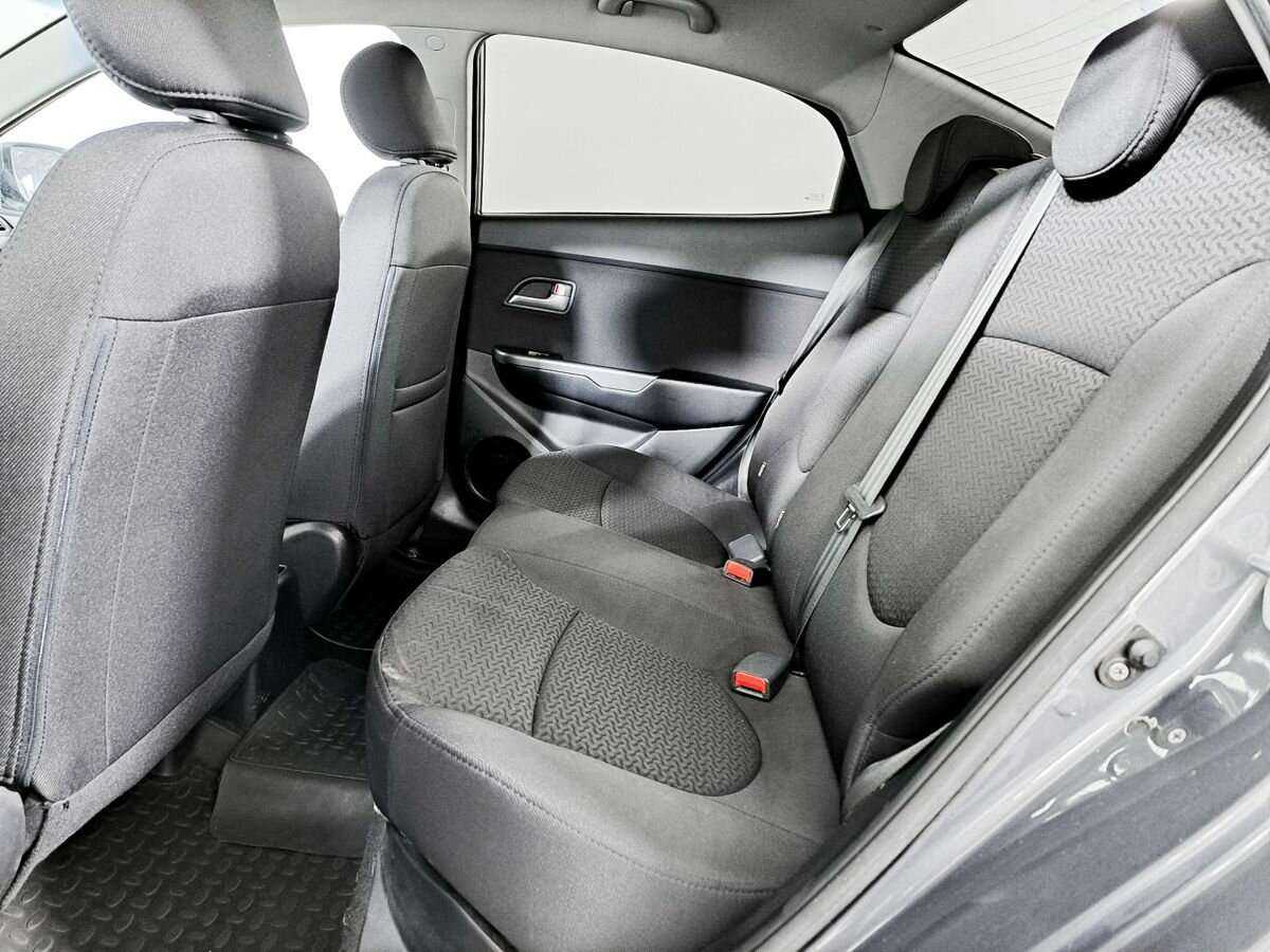 Купить Kia Rio с пробегом. Фото: #8