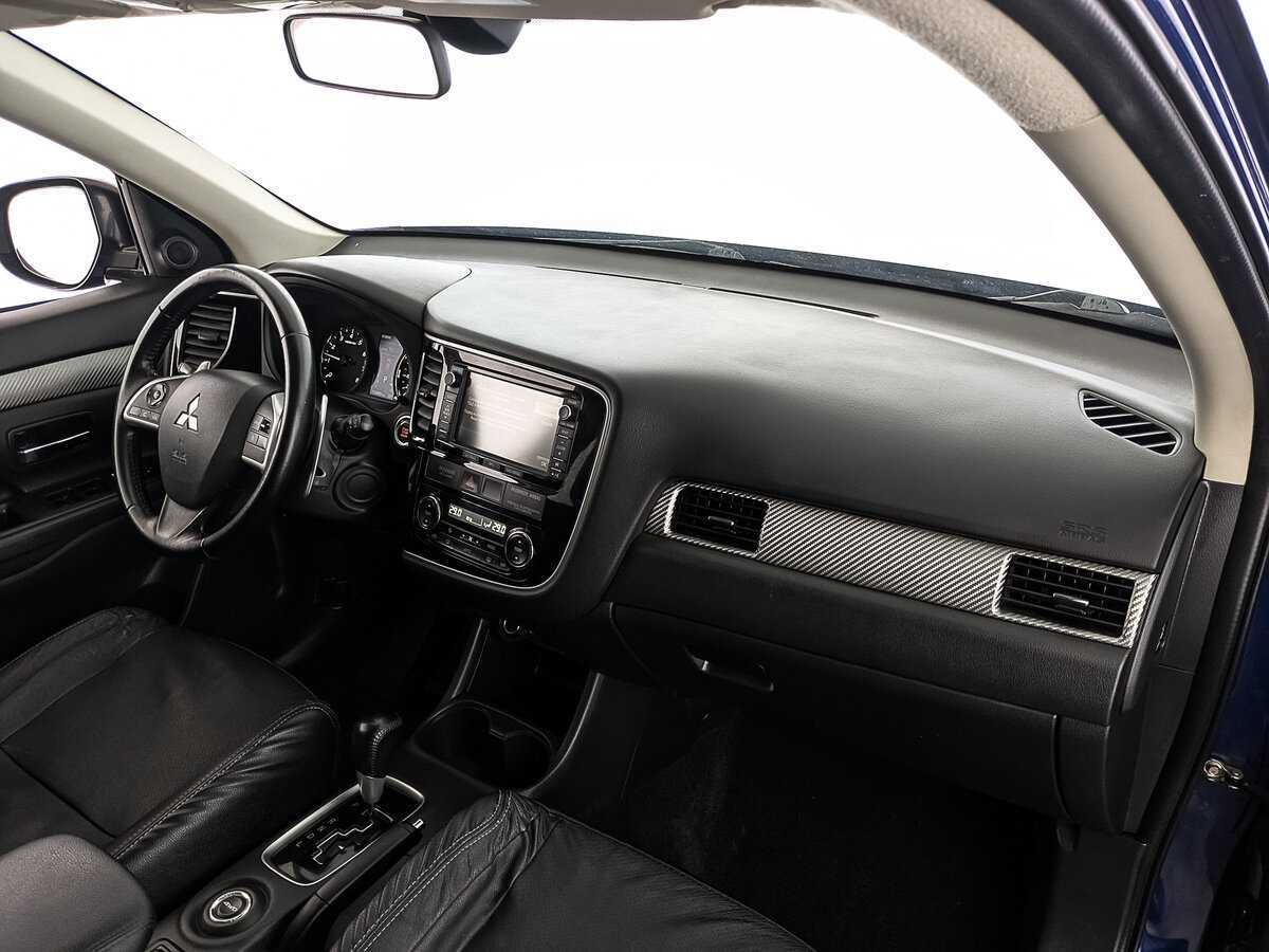 Купить Mitsubishi Outlander с пробегом. Фото: #11
