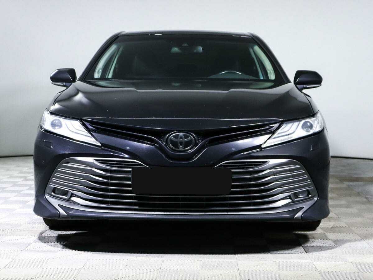 Купить Toyota Camry с пробегом. Фото: #1
