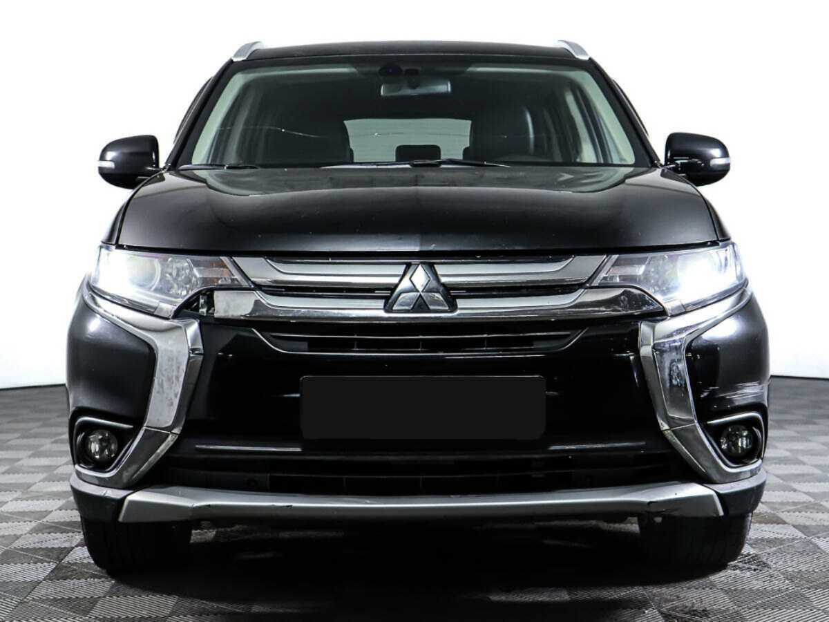 Купить Mitsubishi Outlander с пробегом. Фото: #1