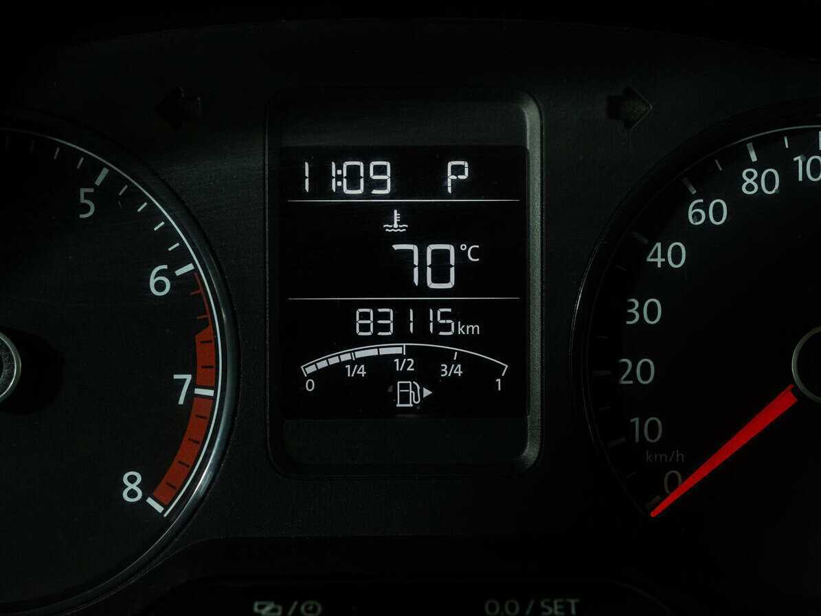 Купить Volkswagen Polo с пробегом. Фото: #14