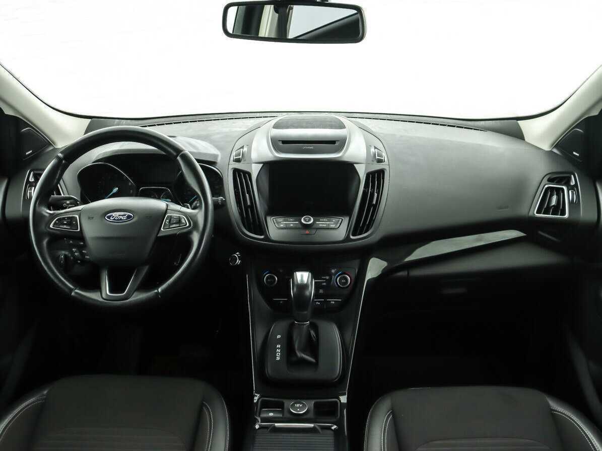 Купить Ford Kuga с пробегом. Фото: #7