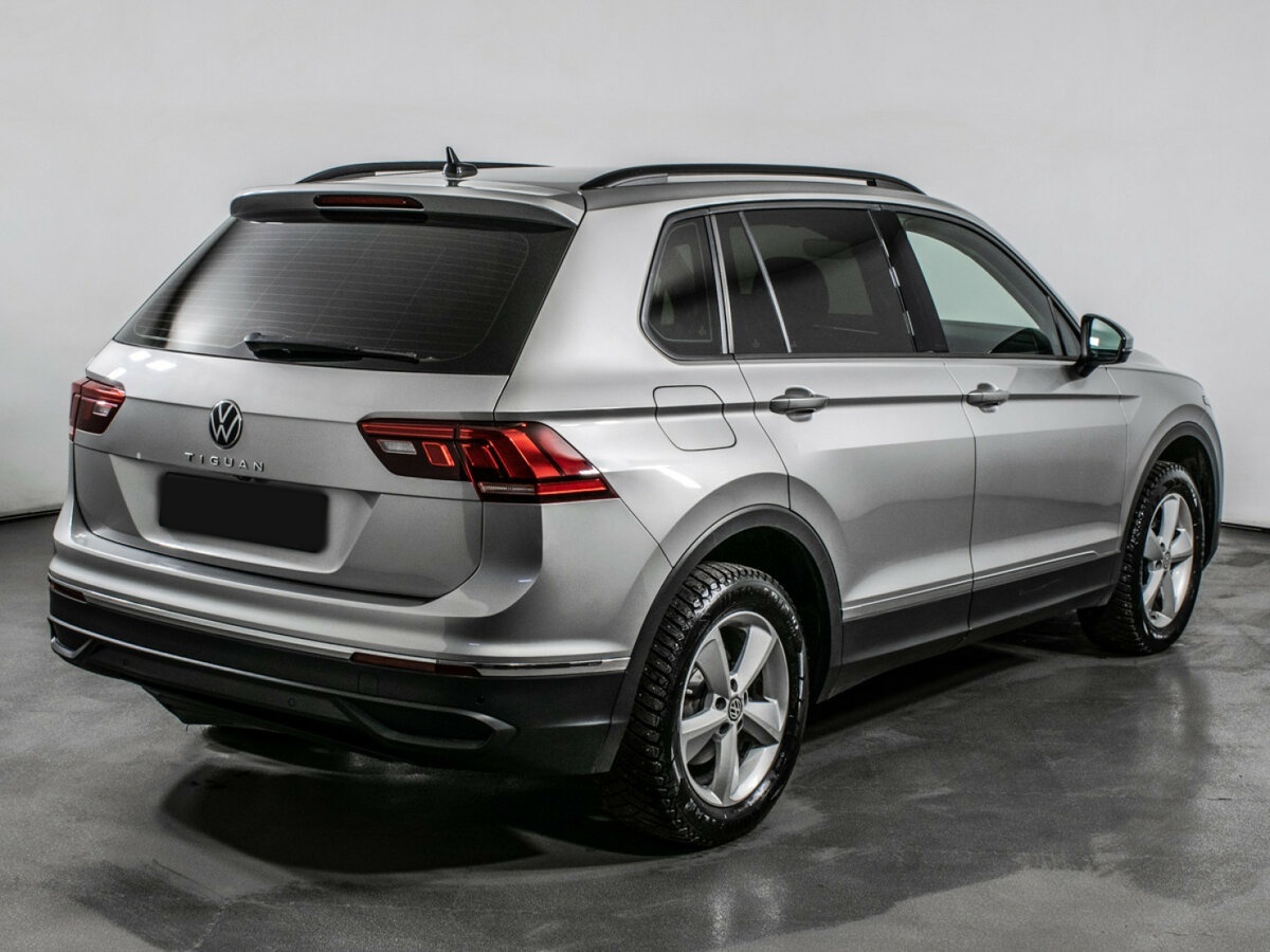 Купить Volkswagen Tiguan с пробегом. Фото: #4