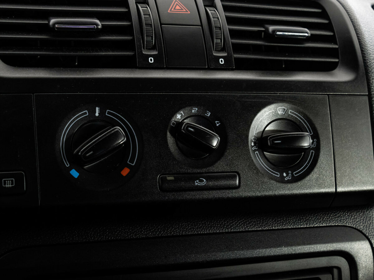 Купить Skoda Fabia с пробегом. Фото: #13