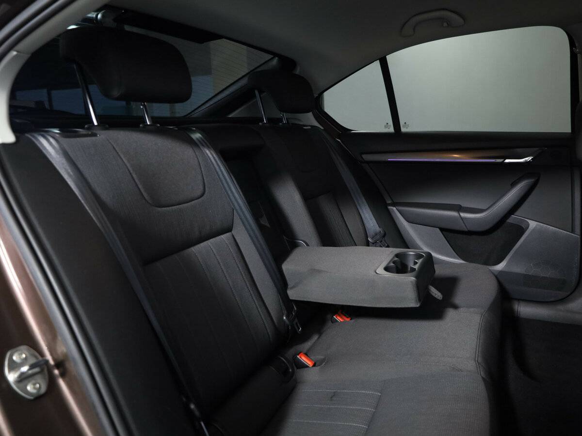 Купить Skoda Octavia с пробегом. Фото: #11