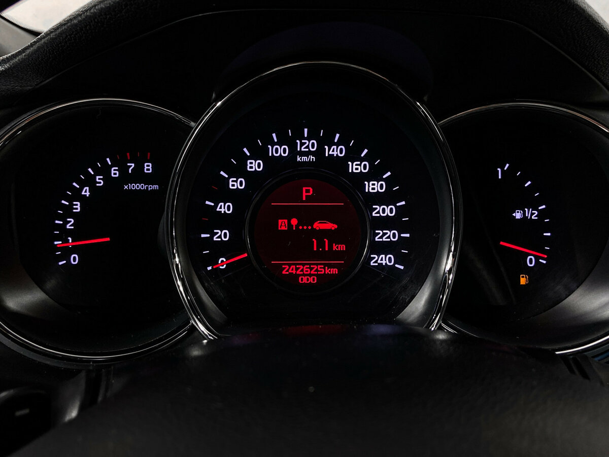 Купить Kia Ceed с пробегом. Фото: #10