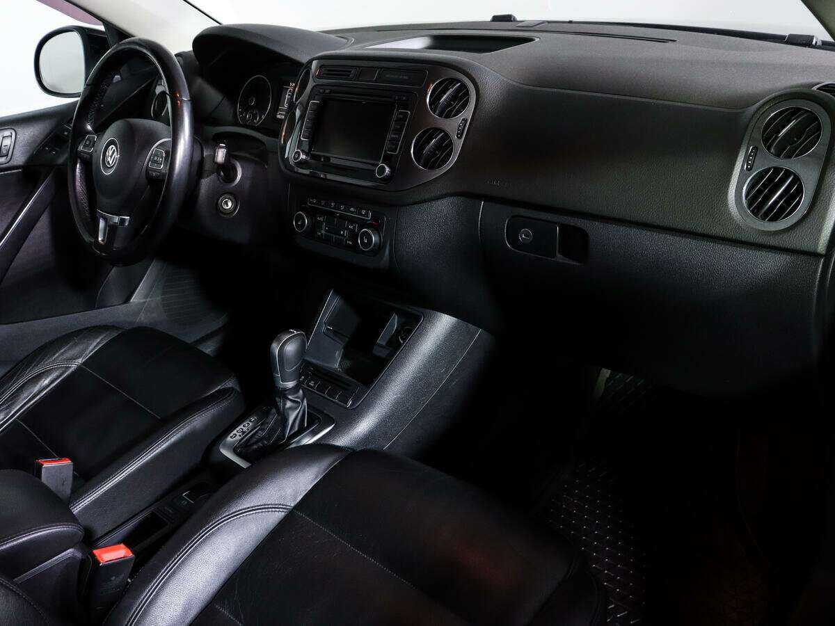 Купить Volkswagen Tiguan с пробегом. Фото: #5