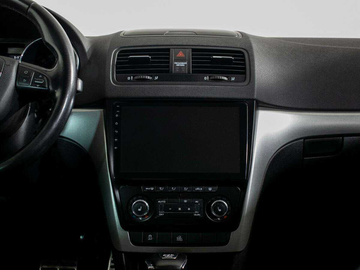 Купить Skoda Yeti с пробегом. Фото: #8