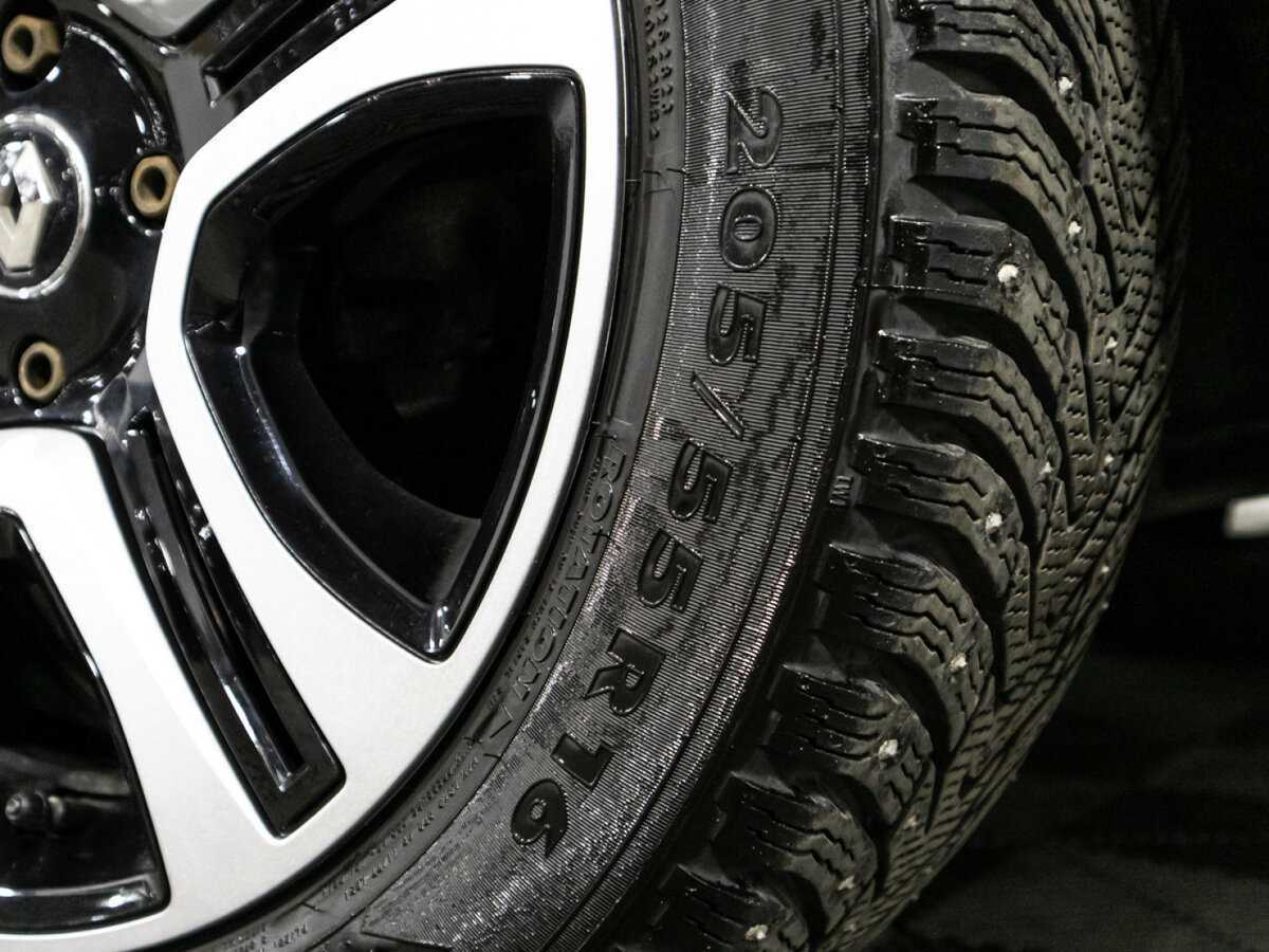 Купить Renault Sandero с пробегом. Фото: #14