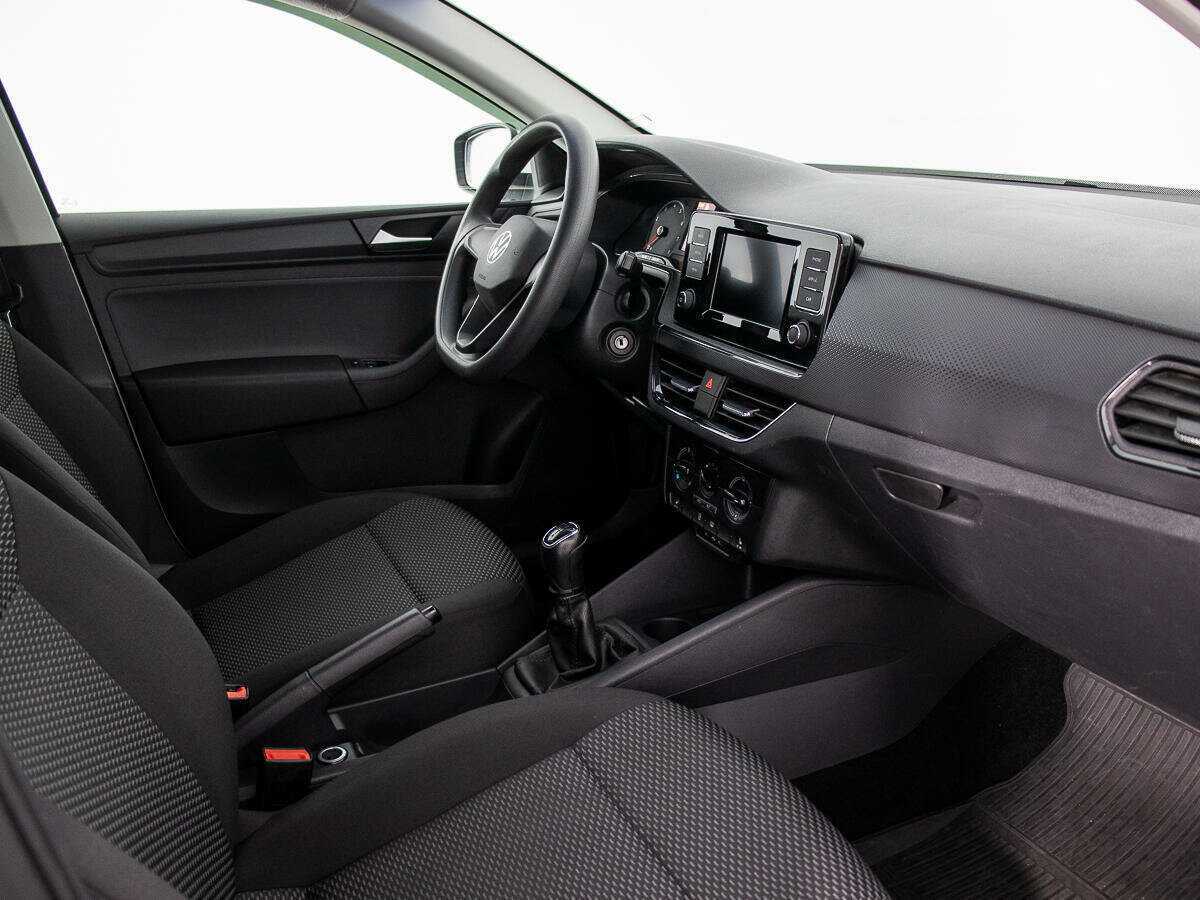 Купить Volkswagen Polo с пробегом. Фото: #8