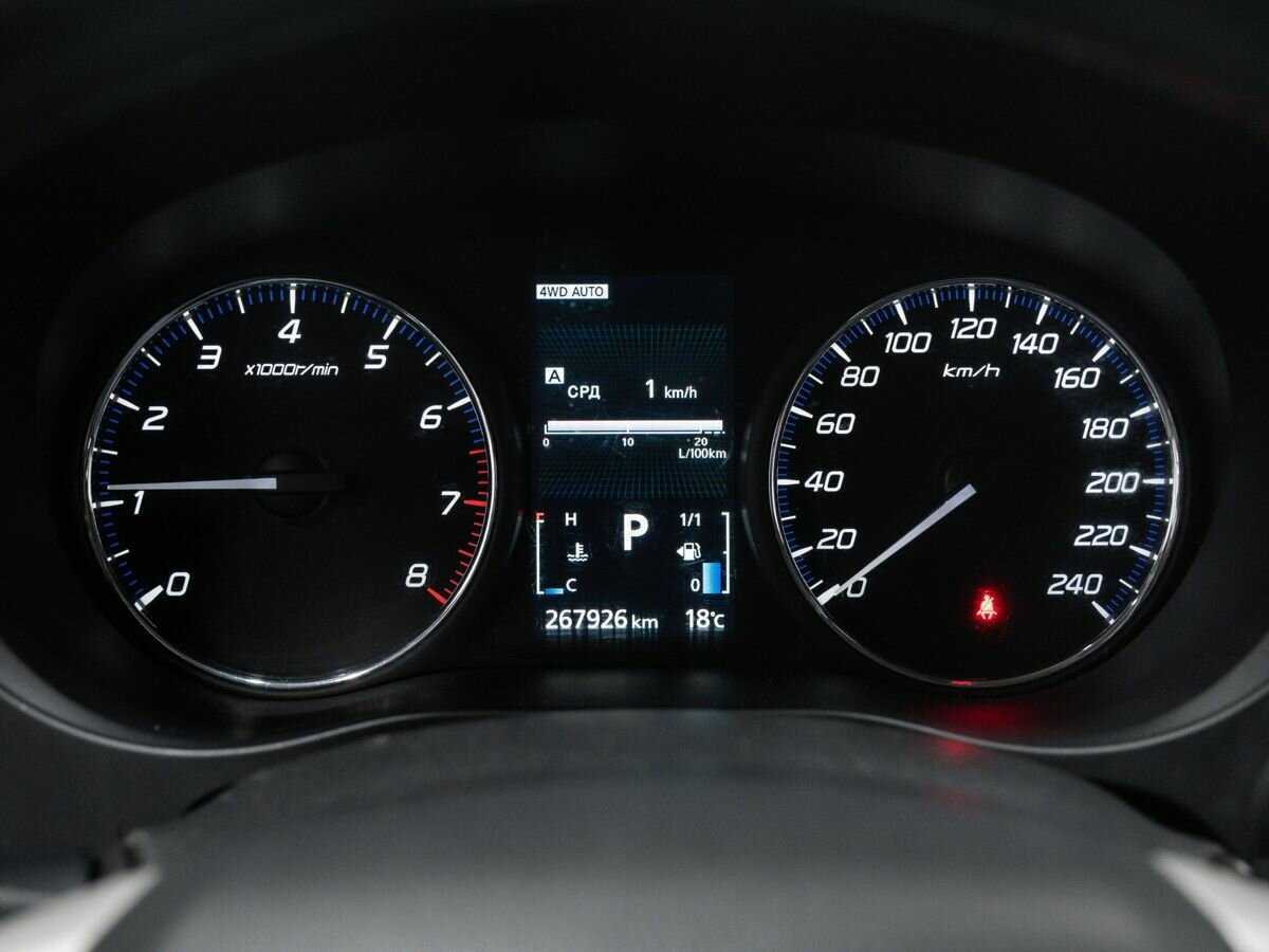 Купить Mitsubishi Outlander с пробегом. Фото: #19