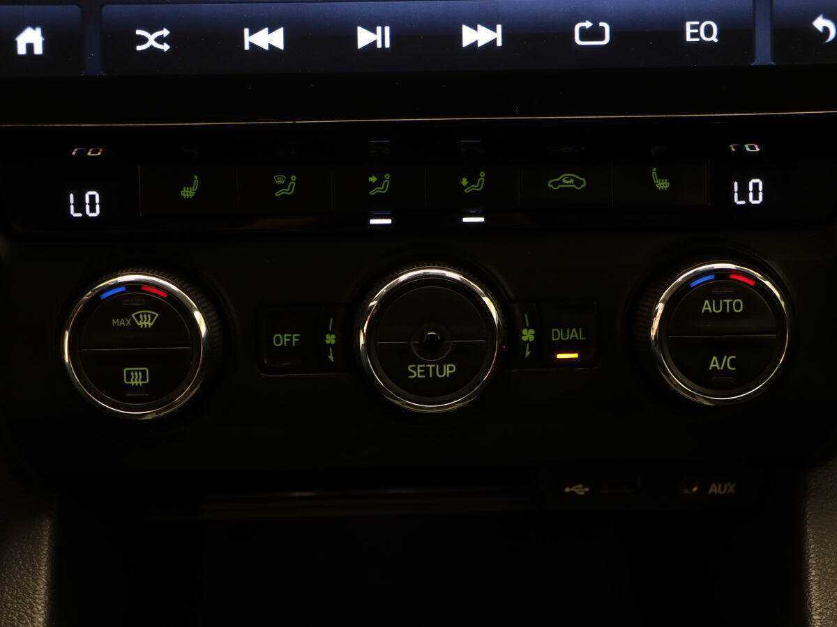 Купить Skoda Octavia с пробегом. Фото: #17