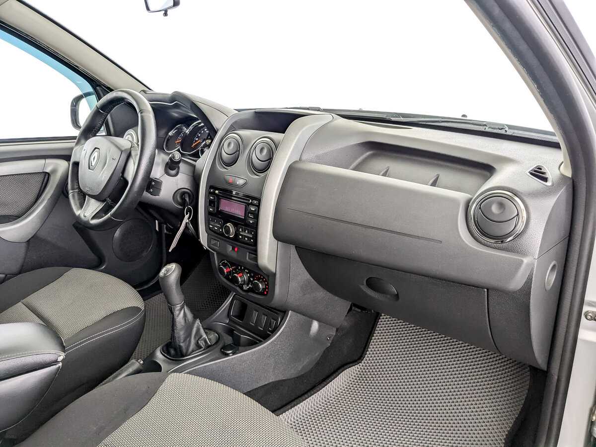 Купить Renault Duster с пробегом. Фото: #8