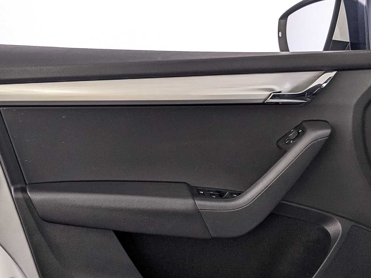 Купить Skoda Octavia с пробегом. Фото: #18