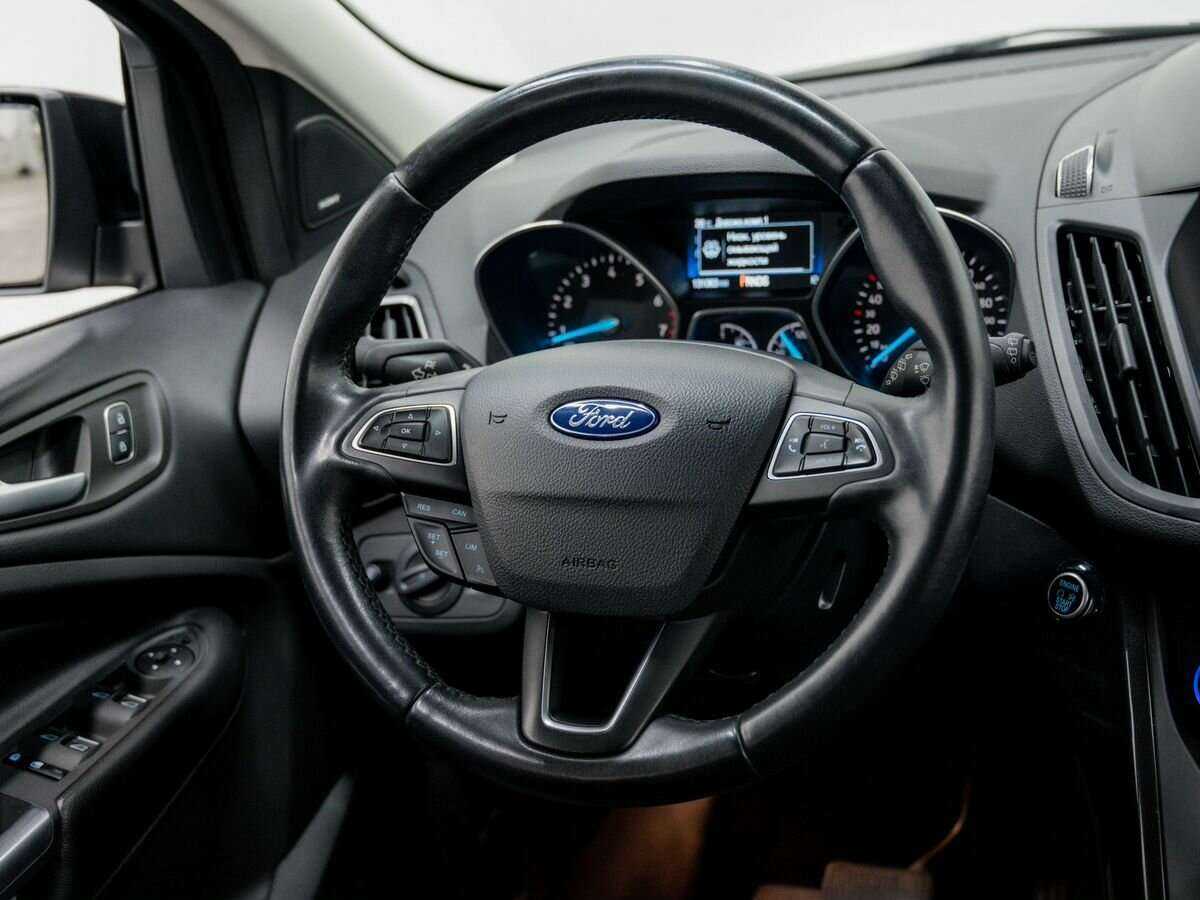 Купить Ford Kuga с пробегом. Фото: #14