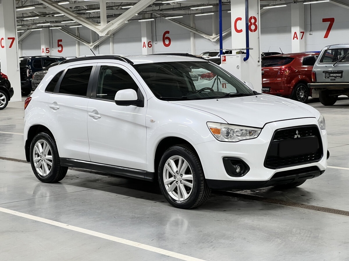 Купить Mitsubishi ASX с пробегом. Фото: #2